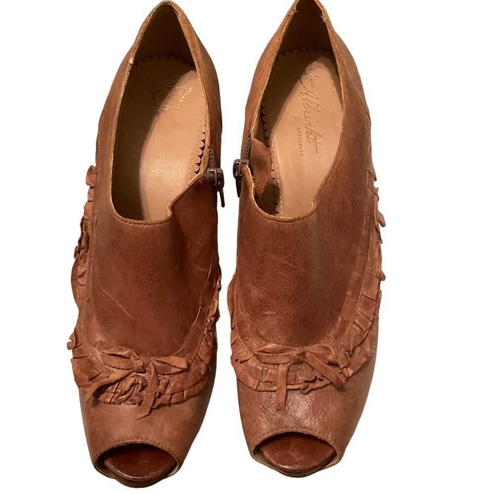 Anthropology Miss Albright Specialty HighHeel shoes size 9 preowned